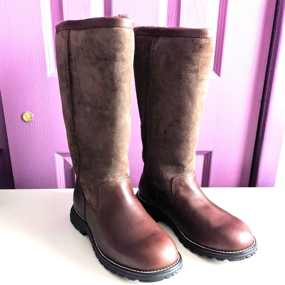 ugg brooks size 7